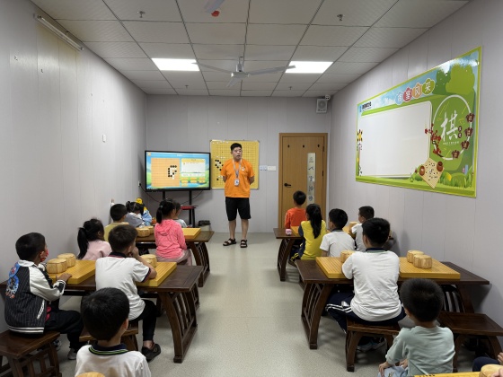 孫老師課堂常規(guī)，精彩講解瞬間_副本.jpg